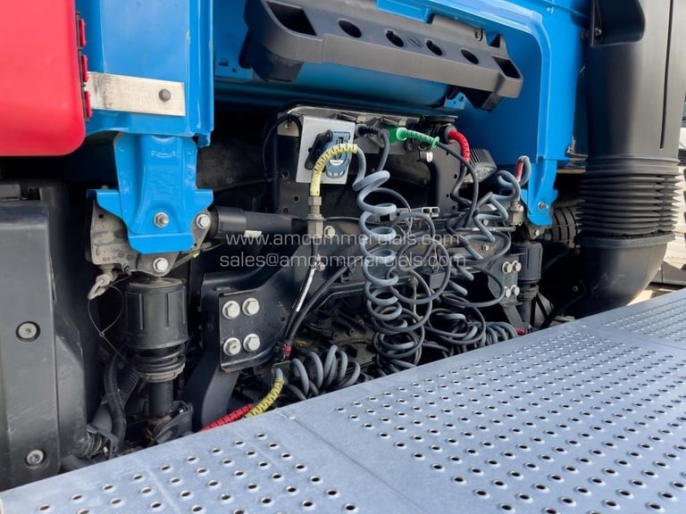 2020 (20) DAF XF 480 6X2 TAG AXLE SPACECAB