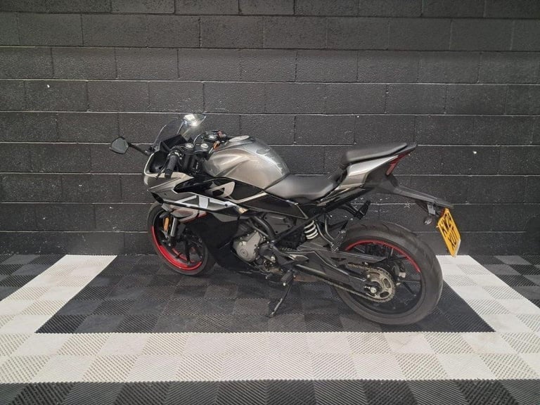 2024 24 CFMOTO 300SR 300 SPORT RACING PETROL MANUAL EURO 5 (28 PS)