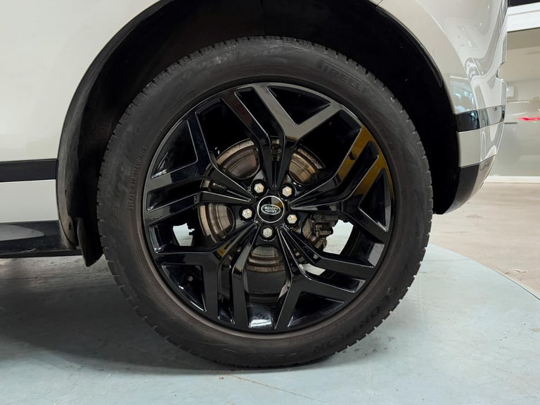 2022 Land Rover Range Rover Evoque 2.0 D200 MHEV R-Dynamic SE SUV 5dr Diesel Auto 4WD Euro 6 (s/s...