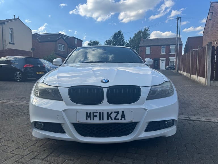 BMW, 3 SERIES, Saloon, 2011, Manual, 1995 (cc), 4 doors