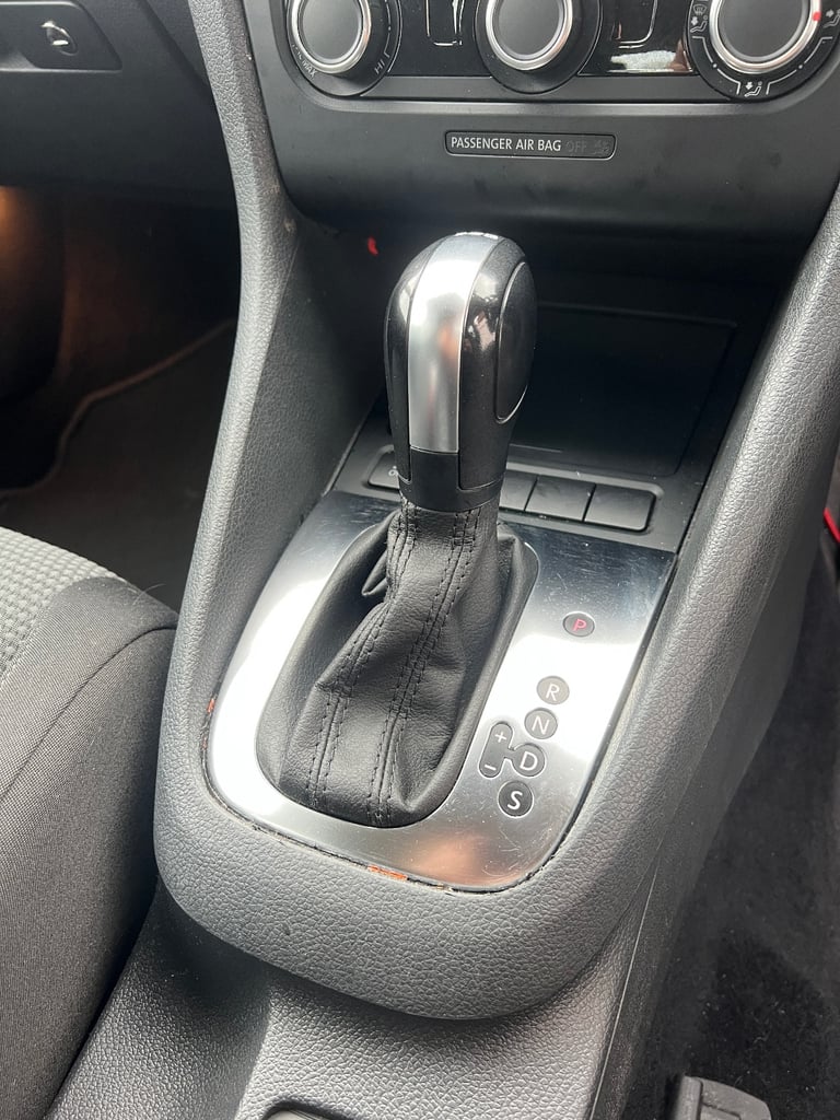 Volkswagen, GOLF, Estate, 2012, Semi-Auto, 1598 (cc), 5 doors