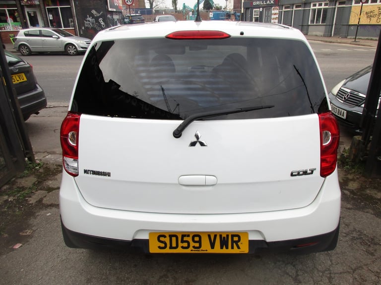 2009 (09) MITSUBISHI COLT 1.3 CZ2 , AUTOMATIC  , LOW MILES , CAZ &amp; ULEZ EXEMPT