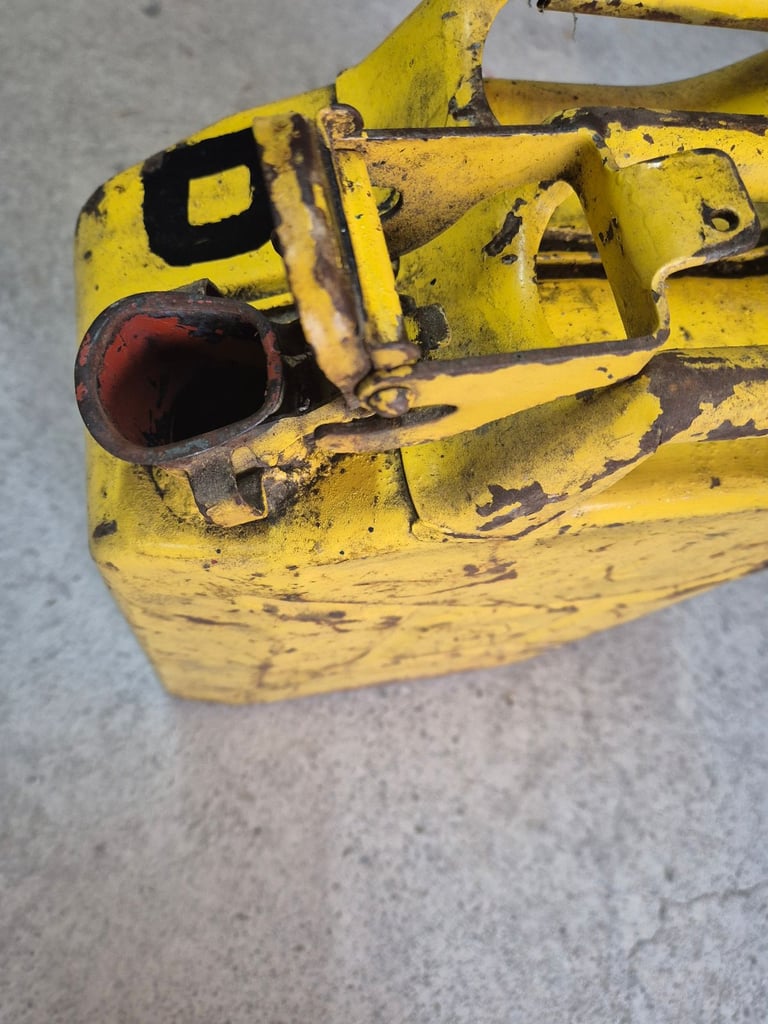 20 Ltr Jerry Can used in sound condition 