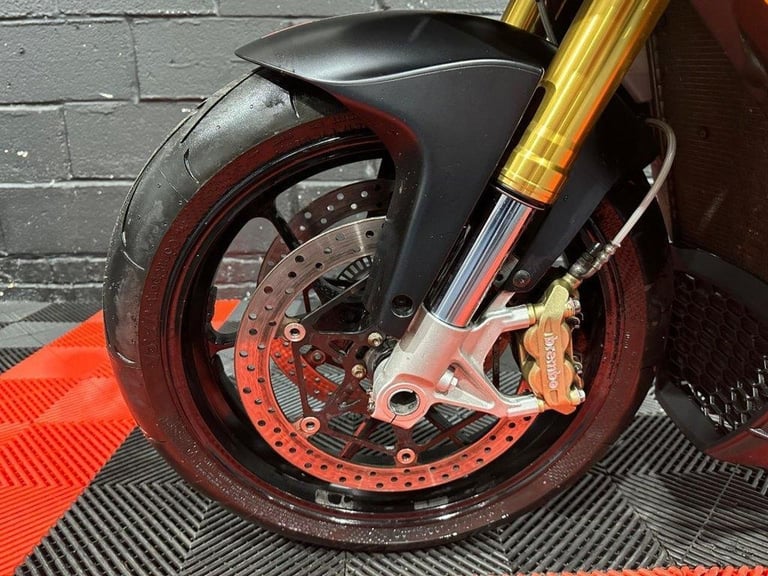 2012 12 APRILIA TUONO 1100 V4 R APRC FINANCE SPECIALISTS APPLY NOW