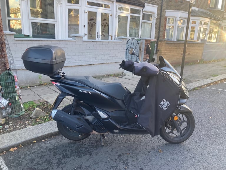 Honda, PCX, 2022, 125 (cc)
