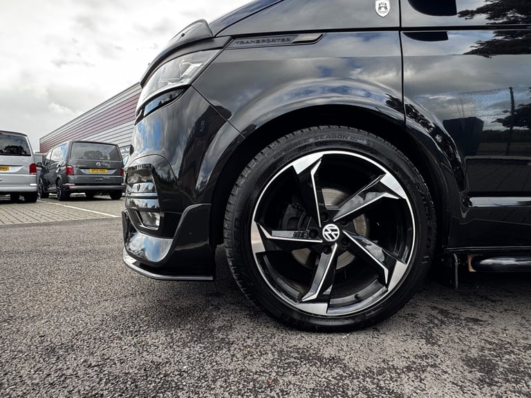 2020 Volkswagen Transporter Shuttle 2.0 TDI 150PS SE Minibus DSG MPV Diesel Automatic