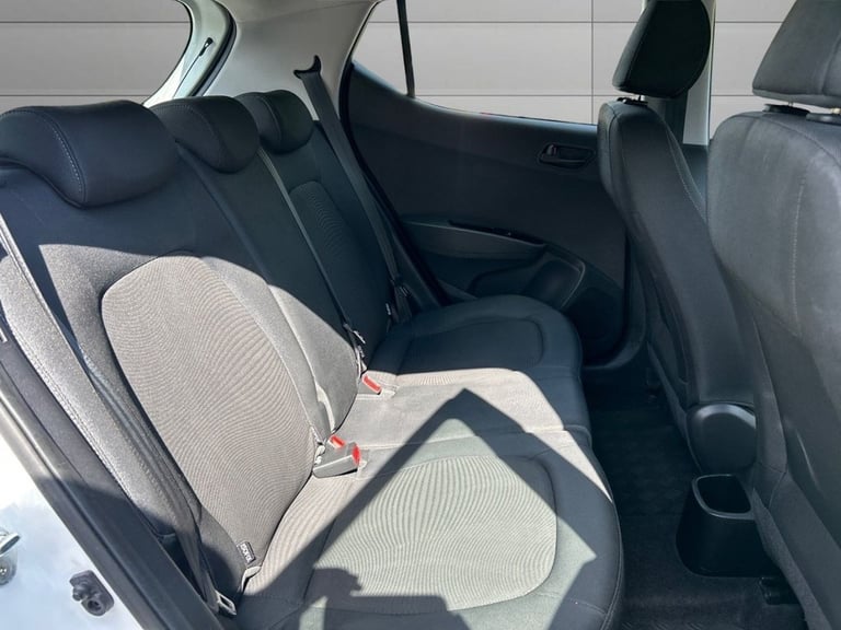 2018 Hyundai i10 1.0 SE Hatchback 5dr Petrol Manual Euro 6 (67 ps) Hatchback Petrol Manual