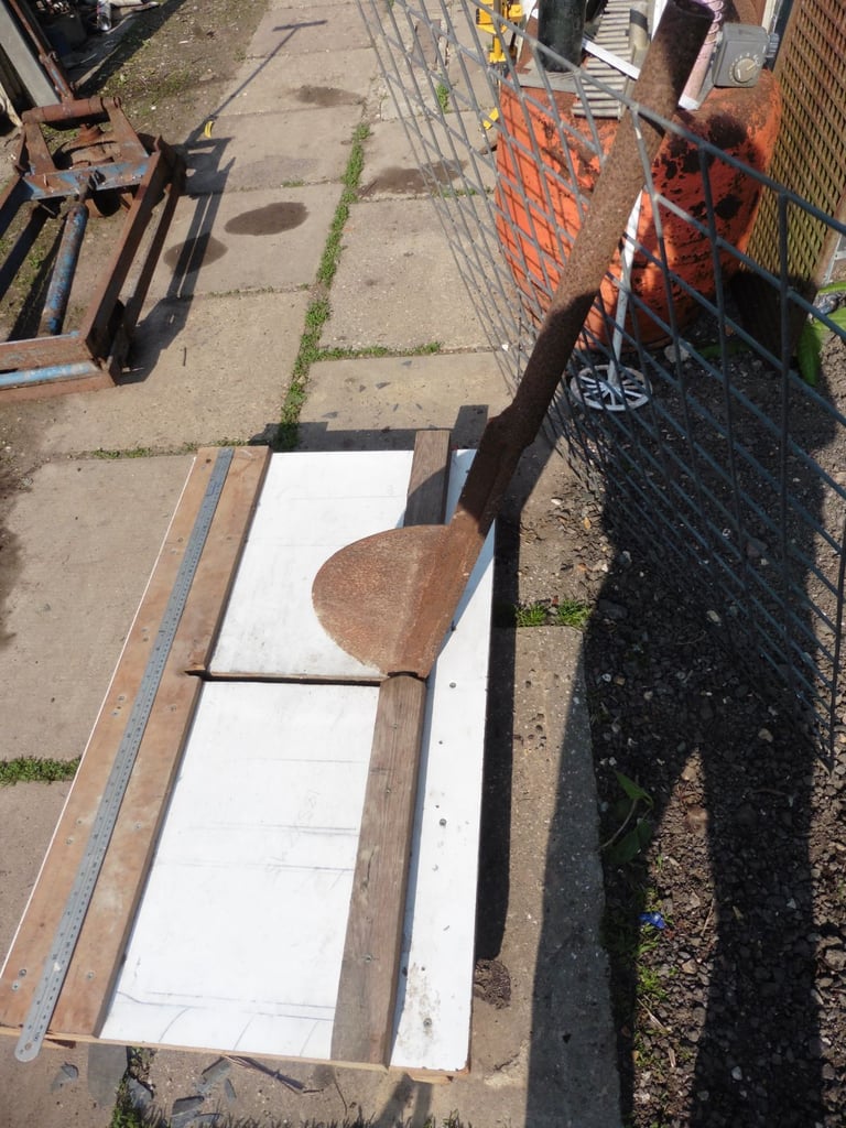 Workshop made Bench roof Slate Cutter solid/bombproof