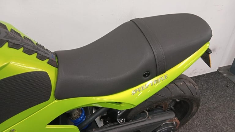 TRIUMPH SPEED TRIPLE 1050 ** 12 MONTH MOT - LOW MILLAGE - SP ENGINERING ** 