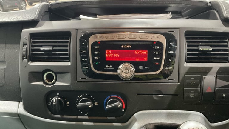 Ford Transit Tourneo 2.2 TDCi 280 Limited 9 Seat Minibus DIESEL MANUAL 2012/62