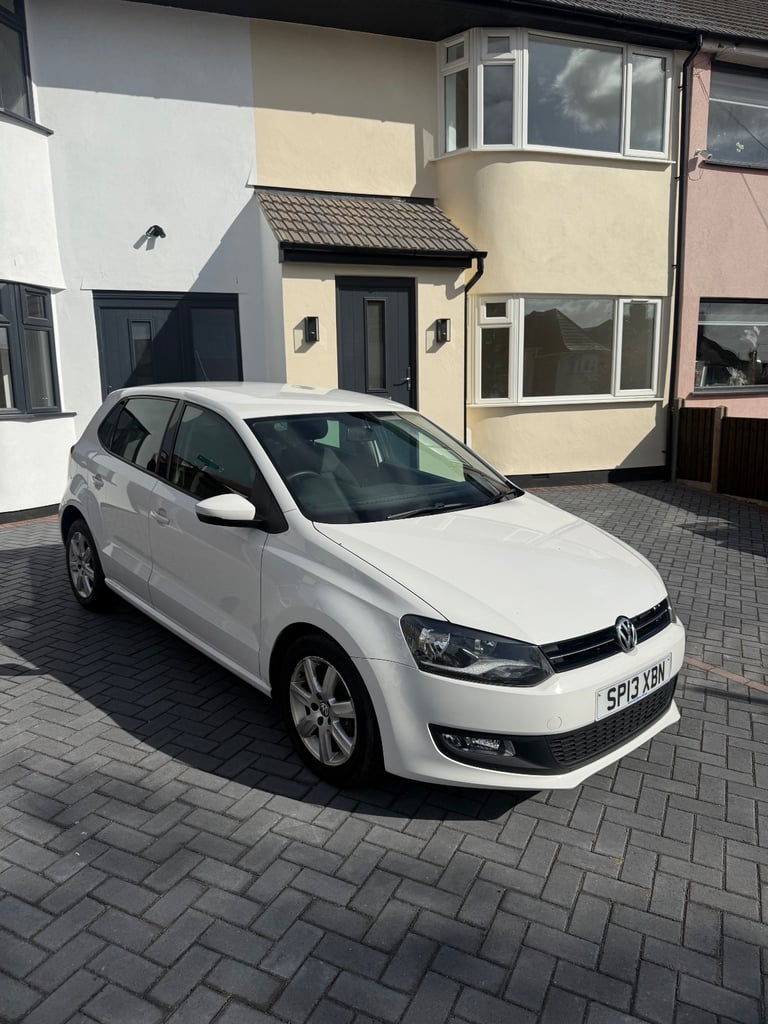image for Volkswagen, POLO, Hatchback, 2013, Manual, 1198 (cc), 5 doors