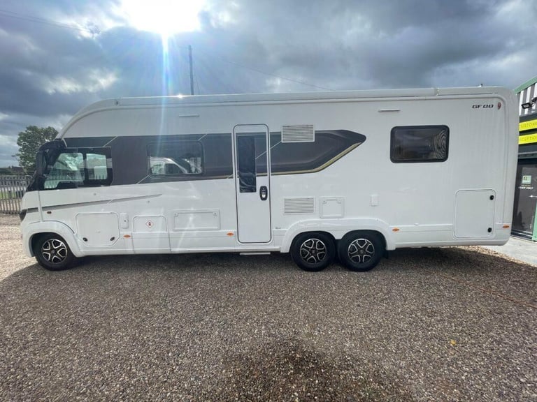 Autotrail Grande GF88 6 Berth Island Bed Tag axle 5000KG End Garage Motorhome