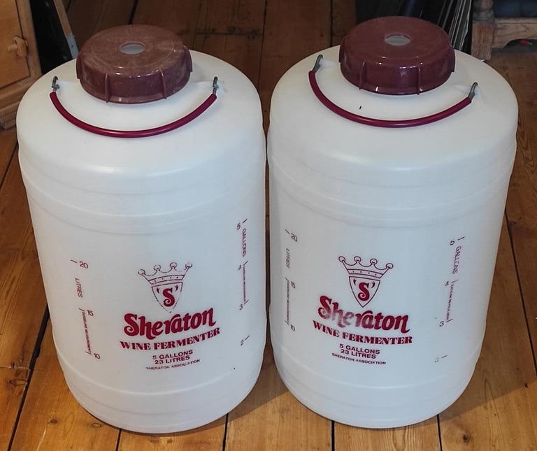 Home Brewing Fermenters x2