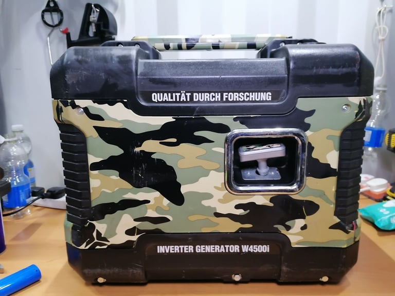 Petrol inverter generator 