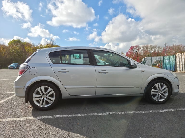 Vauxhall, ASTRA, Hatchback, 2007, Manual, 1598 (cc), 5 doors
