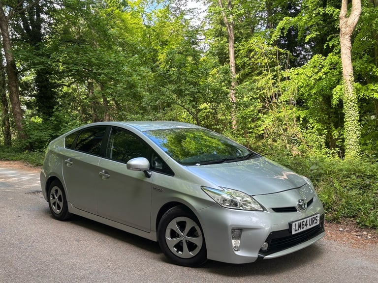 image for 2014 Toyota Prius 1.8 VVTi T3 5dr CVT Auto HATCHBACK Petrol/Electric Hybrid Automatic