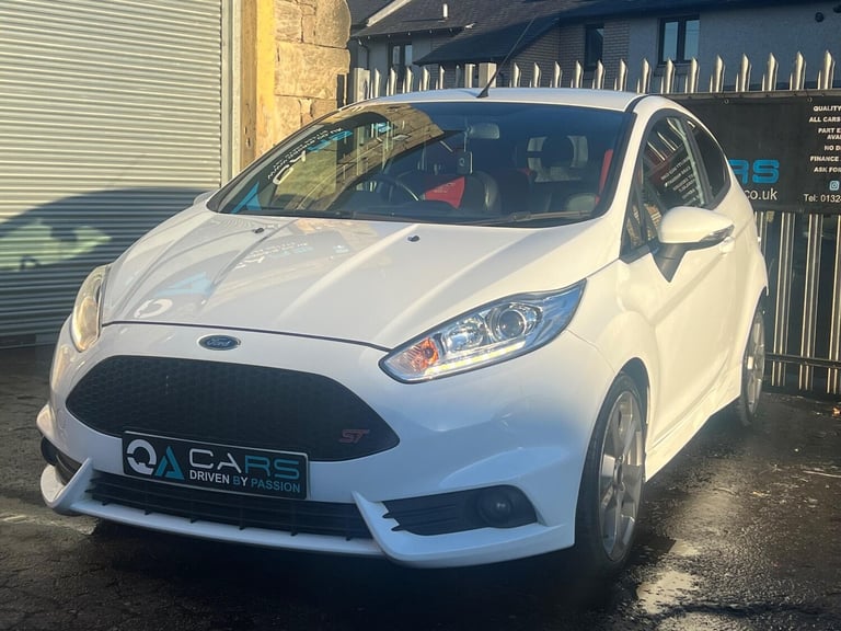 2017 Ford Fiesta 1.6T EcoBoost ST-2 Euro 6 3dr Hatchback Petrol Manual