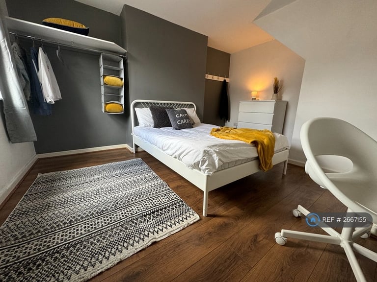 6 bedroom house in Dudley Road, Liverpool, L18 (6 bed) (#2667155)