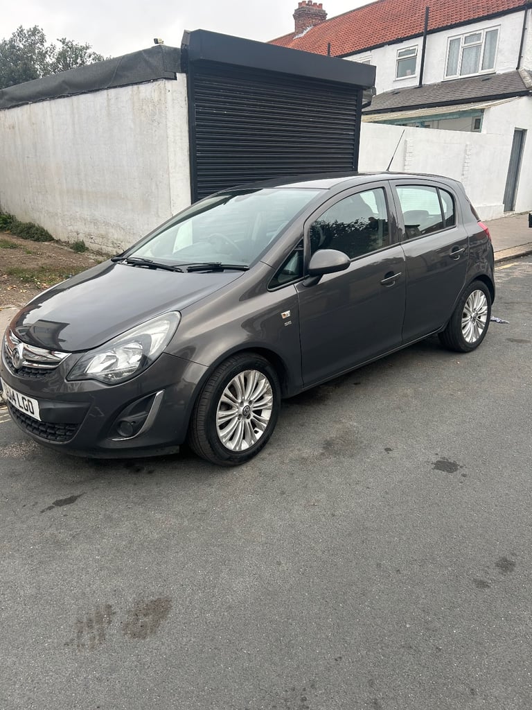 image for Vauxhall Corsa SE 1.4 68000 mls £1995