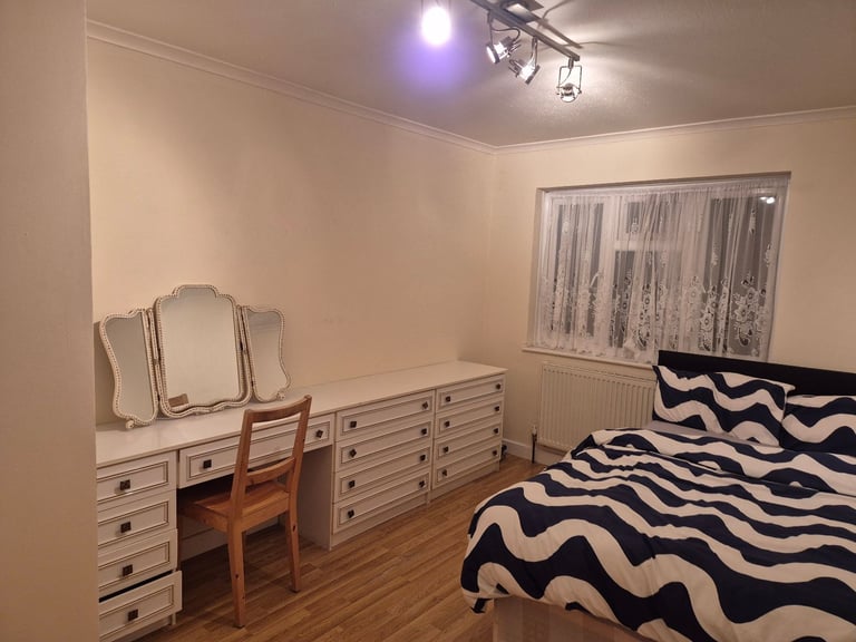 image for Double room in a neat house- Waltham cross, London
