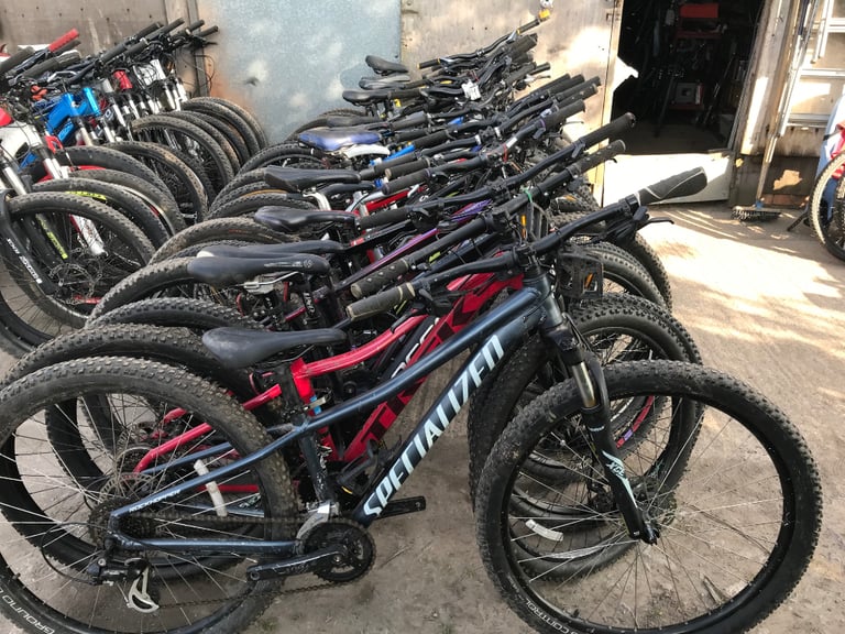 Mens bikes all in good order,. Specialized Carrera GT Voodoo Trek Scott etc,. UCB 