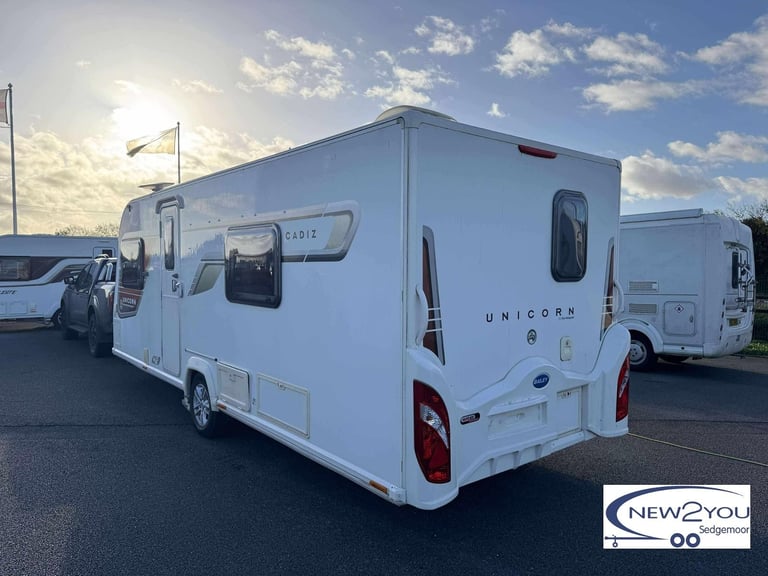 2013 Bailey Unicorn Cadiz 4 Berth Fixed Singles Caravan - STOCK S089