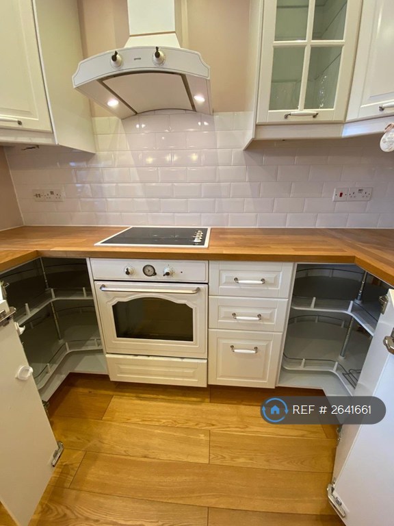 3 bedroom flat in Egerton Gardens, London, NW4 (3 bed) (#2641661)