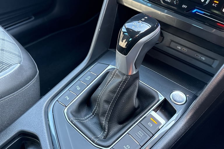 2024 Volkswagen Tiguan 2.0 TDI (SCR) DSG R-Line Edition | Heated Seats |  Park Assist SUV DIESEL ...