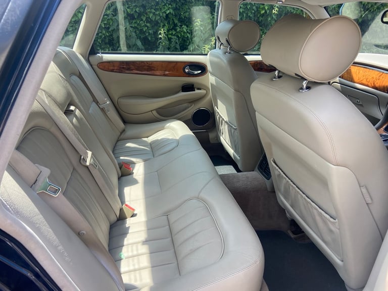 1998 Jaguar V8 XJ SERIES XJ8 4.0 4dr Auto Petrol