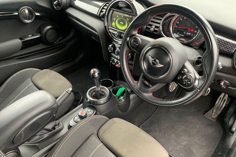 2017 MINI Hatch 2.0 John Cooper Works 3dr Hatchback PETROL Manual