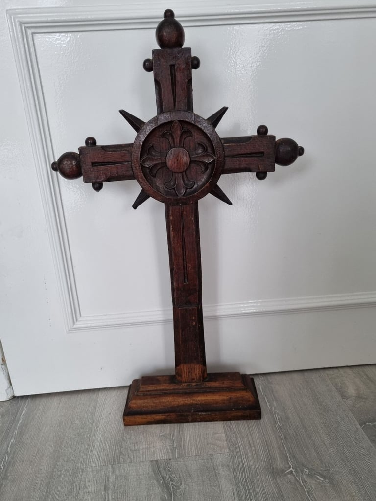 image for Antique crucifix 52cm 