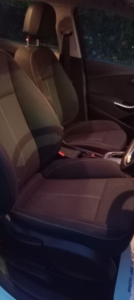 Vauxhall, ASTRA, Estate, 2012, Auto, Automatic, 1956 (cc), 5 doors, 2 Keys