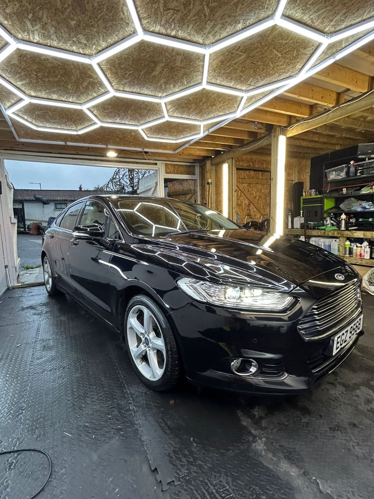 Ford, MONDEO, Hatchback, 2017, Semi-Auto, 1997 (cc), 5 doors