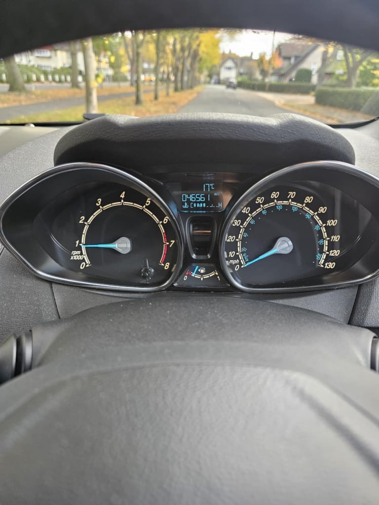 FORD FIESTA / ONLY 46K ON THE CLOCK / WET BELT DONE / SERVICE HISTORY / 2X KEY / 12 MONTHS M.O.T