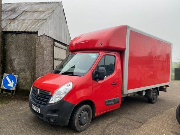 image for MOVING MAN WITH VAN FULL HOUSE MOVERS 24/7 REMOVAL FLAT OFFICE SHIFTERS PROPERTY SHIFTING  