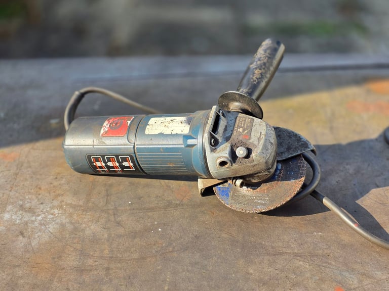 Bosch GNF 20 CA Grinder