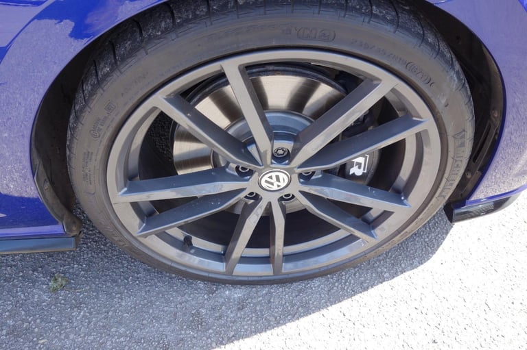 Volkswagen Golf 2.0 TSI 310 R 5dr 4MOTION DSG PETROL SEMIAUTOMATIC 2018/18