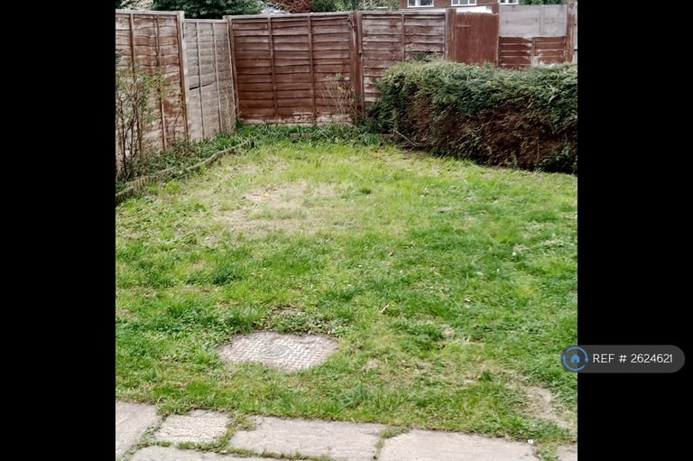 4 bedroom house in Basingstoke, Basingstoke, RG22 (4 bed) (#2624621)