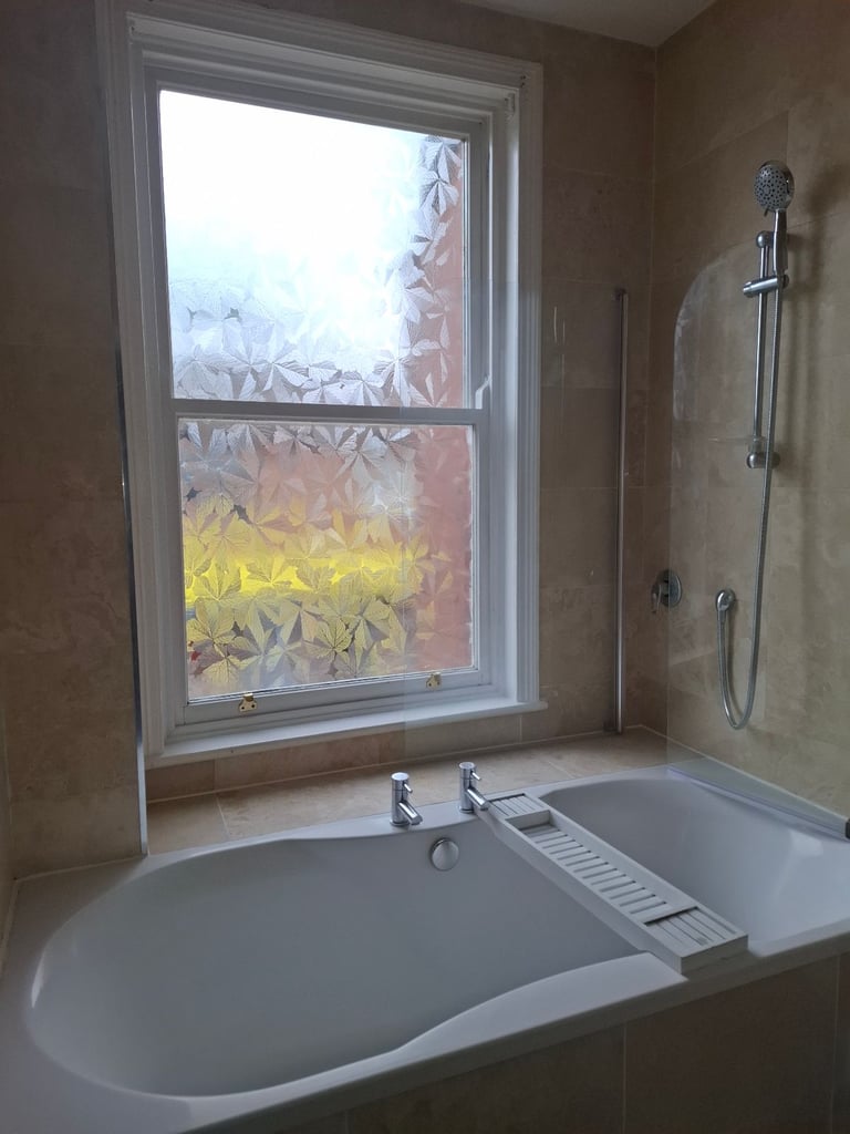 Whitburn, Fab 3 bed apartment to let