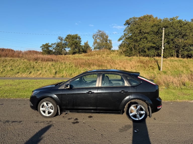 2010 Ford Focus 1.6 Zetec 5dr HATCHBACK Petrol Manual