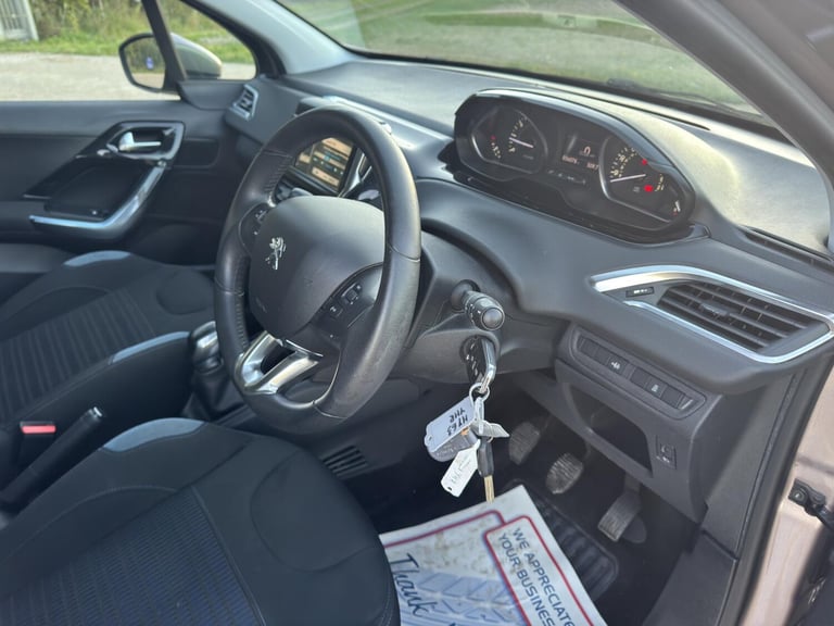 2013 Peugeot 208 1.2 e-VTi Allure 5dr EGC HATCHBACK PETROL Manual