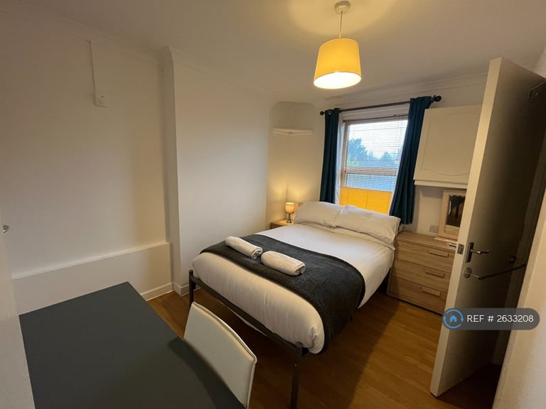1 bedroom in Barnwood Road, Gloucester, GL2 (#2633208)