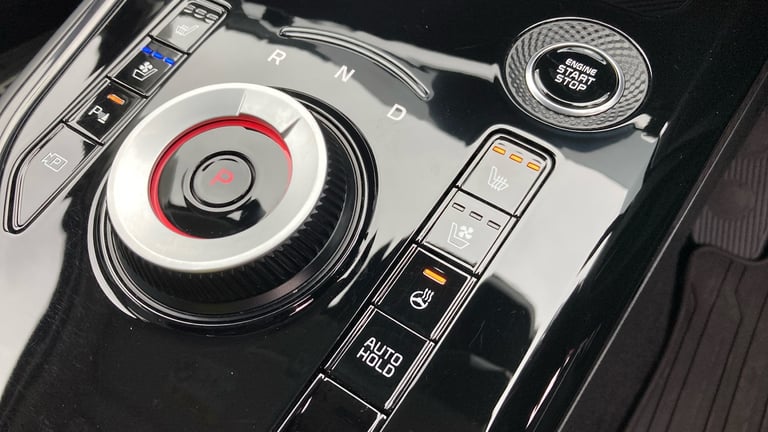 2025 Kia Niro 1.6 GDi 127 Hybrid 4 5dr DCT Hybrid Estate Estate Hybrid Automatic