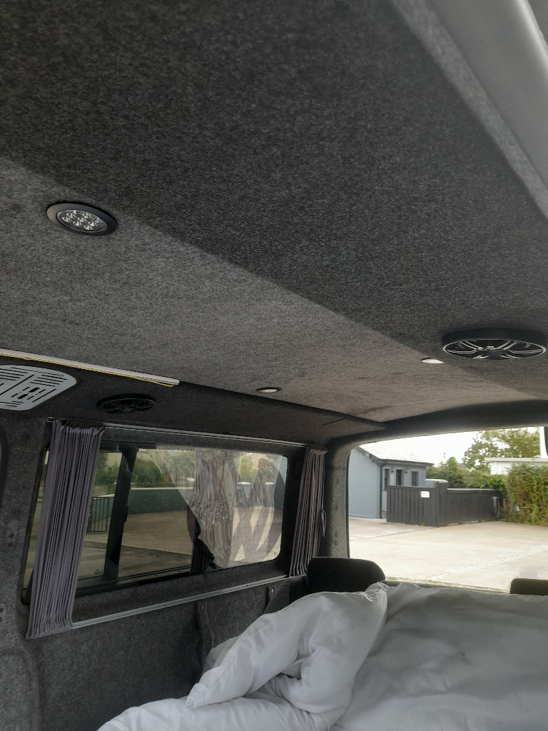 Volkswagen, TRANSPORTER, camper day  Van, 2007, Manual, 19tdi (cc)