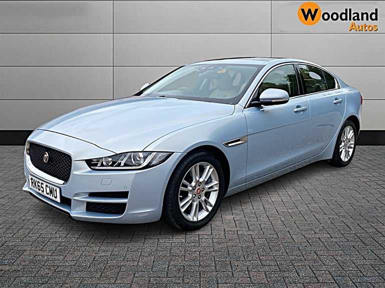 image for 2015 Jaguar XE 2.0 Prestige 4dr Auto SALOON Petrol Automatic