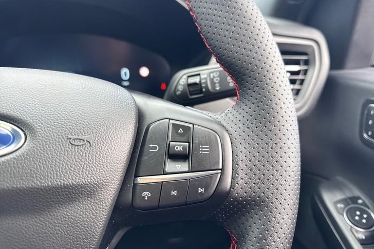2024 Ford Kuga 2.5 PHEV ST-Line X 5dr CVT- With Heads Up Display AUTO Estate Petrol Parallel PHEV...
