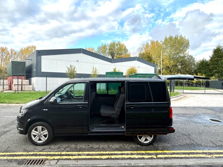 2017 Volkswagen Transporter 2.0 TDI BMT 150 Highline Kombi Van WINDOW VAN Diesel Manual