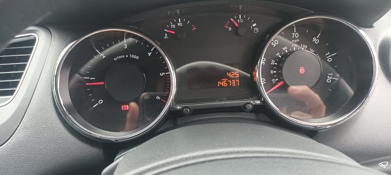 Peugeot, 5008, MPV, 2010, Manual, 1997 (cc),5 doors - Image 8