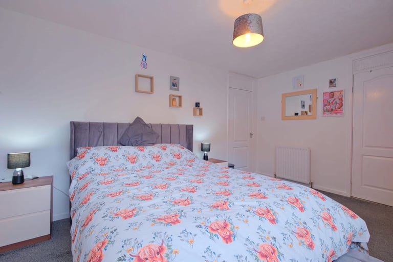 image for Room for rent 