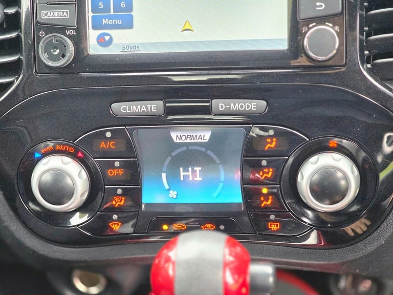 2016 Nissan Juke 1.6 N-Connecta XTRON Euro 6 5dr HATCHBACK Petrol Automatic
